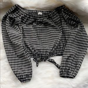 Wilfred/Aritzia black&white checkered crop top